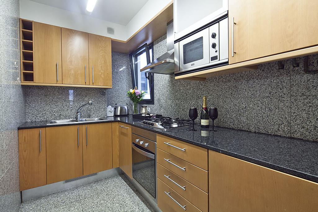 Apartment Barcelona Rentals - Sarria Apartments Near Center Dış mekan fotoğraf